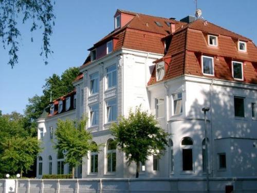 See Schlosshotel Am Kellersee أويتين المظهر الخارجي الصورة