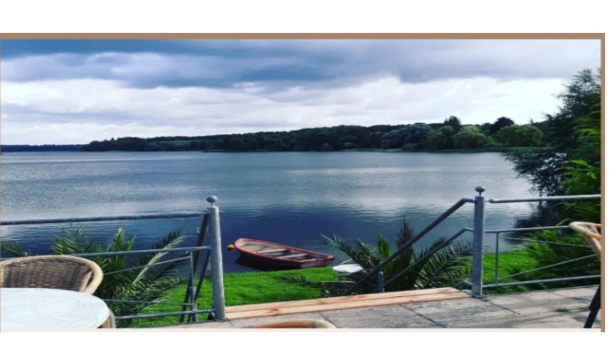 See Schlosshotel Am Kellersee أويتين المظهر الخارجي الصورة