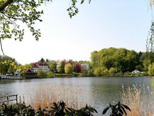 See Schlosshotel Am Kellersee أويتين المظهر الخارجي الصورة